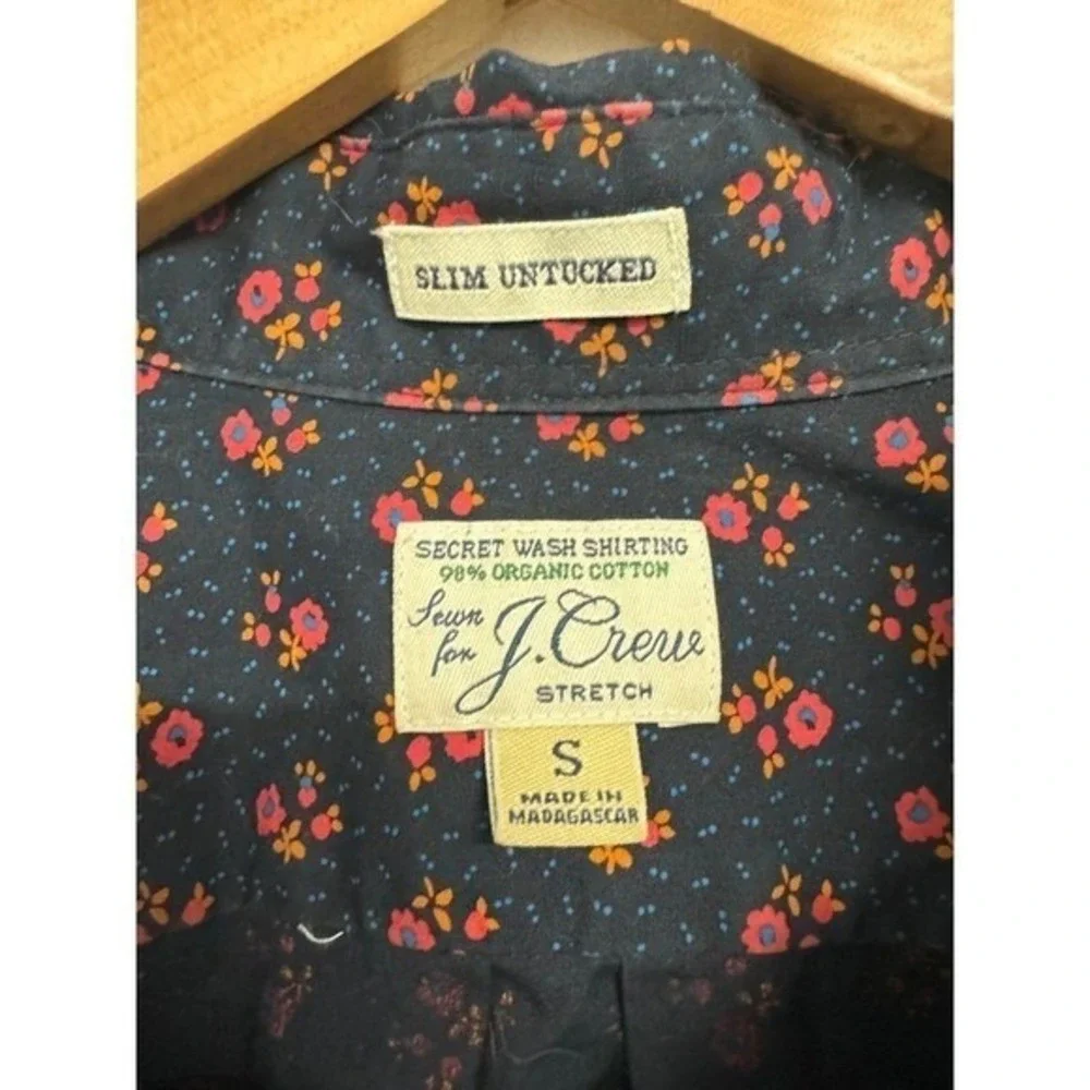 J.Crew Mens Navy Floral size small Secret Wash Slim Shirt 98% Organic Cotton